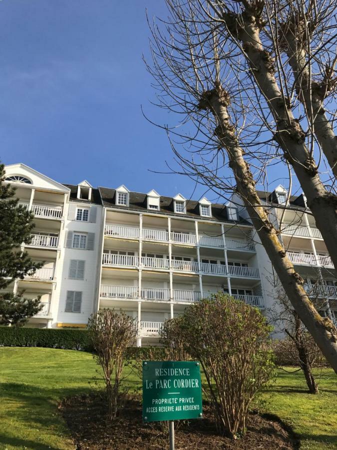 Les Terrasses Du Parc Cordier Trouville-sur-Mer Exteriér fotografie